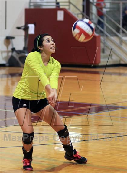 Thumbnail 2 in Harlandale @ Uvalde photogallery.