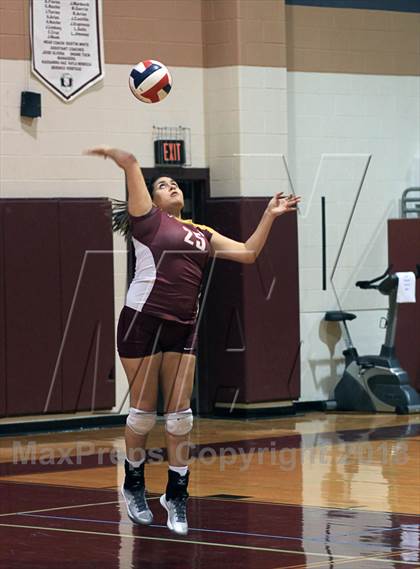 Thumbnail 2 in Harlandale @ Uvalde photogallery.