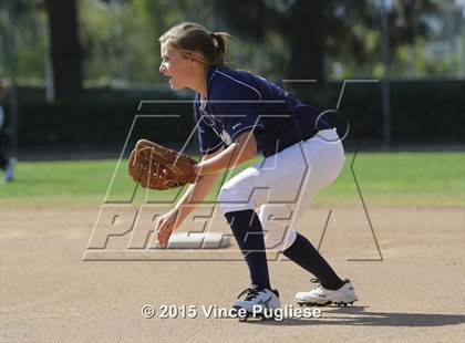Thumbnail 3 in Crescenta Valley @ Burbank photogallery.
