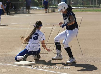 Thumbnail 3 in Crescenta Valley @ Burbank photogallery.