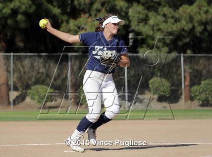 Thumbnail 3 in Crescenta Valley @ Burbank photogallery.