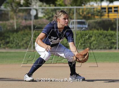 Thumbnail 2 in Crescenta Valley @ Burbank photogallery.