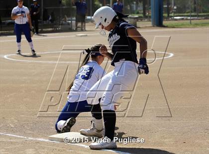 Thumbnail 2 in Crescenta Valley @ Burbank photogallery.