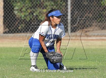 Thumbnail 1 in Crescenta Valley @ Burbank photogallery.