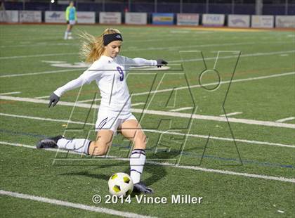 Thumbnail 3 in Seattle Prep vs Sumner (WIAA 3A 1st Round) photogallery.