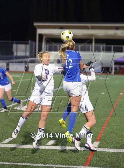 Thumbnail 3 in Seattle Prep vs Sumner (WIAA 3A 1st Round) photogallery.