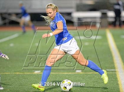 Thumbnail 1 in Seattle Prep vs Sumner (WIAA 3A 1st Round) photogallery.