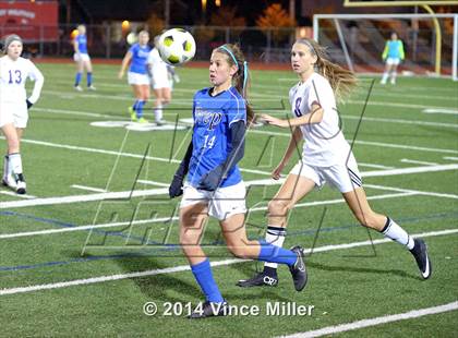 Thumbnail 1 in Seattle Prep vs Sumner (WIAA 3A 1st Round) photogallery.