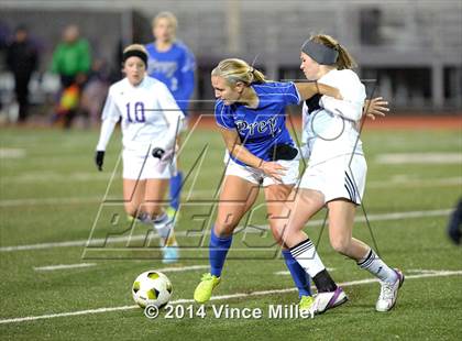 Thumbnail 2 in Seattle Prep vs Sumner (WIAA 3A 1st Round) photogallery.