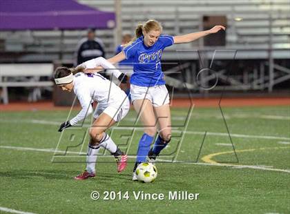 Thumbnail 3 in Seattle Prep vs Sumner (WIAA 3A 1st Round) photogallery.