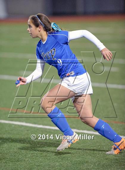 Thumbnail 1 in Seattle Prep vs Sumner (WIAA 3A 1st Round) photogallery.