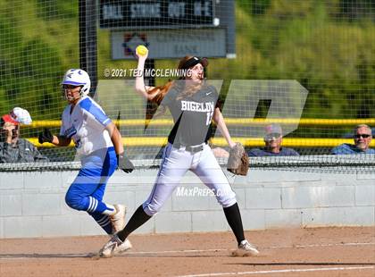 Thumbnail 3 in Bigelow vs South Side (Bee Branch) photogallery.