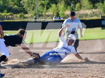 Thumbnail 2 in Bigelow vs South Side (Bee Branch) photogallery.