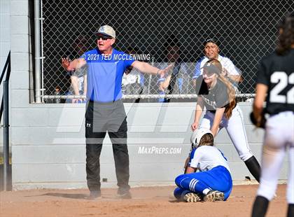 Thumbnail 2 in Bigelow vs South Side (Bee Branch) photogallery.