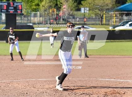 Thumbnail 3 in Bigelow vs South Side (Bee Branch) photogallery.