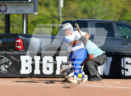 Thumbnail 2 in Bigelow vs South Side (Bee Branch) photogallery.