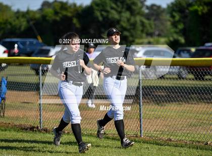Thumbnail 1 in Bigelow vs South Side (Bee Branch) photogallery.