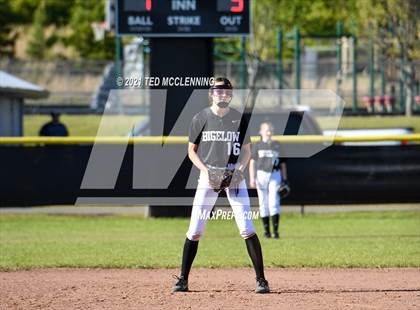 Thumbnail 3 in Bigelow vs South Side (Bee Branch) photogallery.