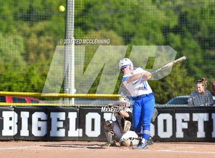 Thumbnail 1 in Bigelow vs South Side (Bee Branch) photogallery.