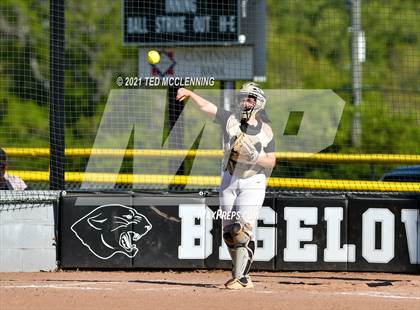 Thumbnail 1 in Bigelow vs South Side (Bee Branch) photogallery.