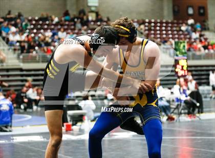 Thumbnail 2 in UHSAA 3A Divisional Meet photogallery.