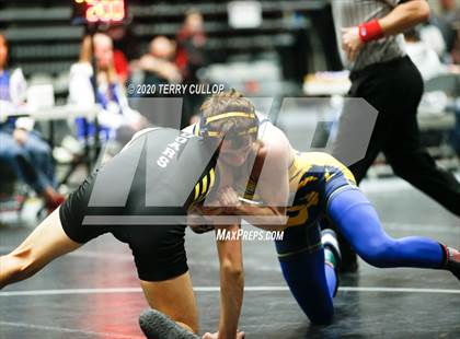 Thumbnail 3 in UHSAA 3A Divisional Meet photogallery.