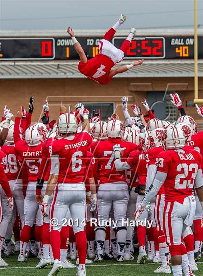 Thumbnail 3 in Katy vs. Westside (UIL 6A D2 Bi-District Playoff) photogallery.