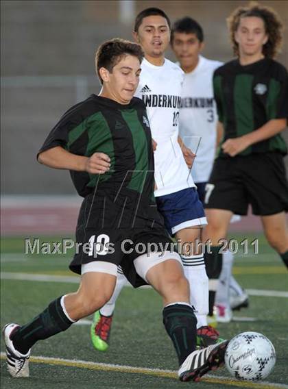 Thumbnail 2 in El Camino @ Inderkum photogallery.