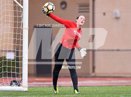 Thumbnail 3 in St. Ignatius vs. Sacred Heart Cathedral Prep photogallery.