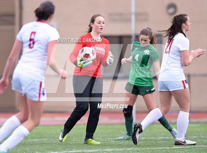 Thumbnail 2 in St. Ignatius vs. Sacred Heart Cathedral Prep photogallery.