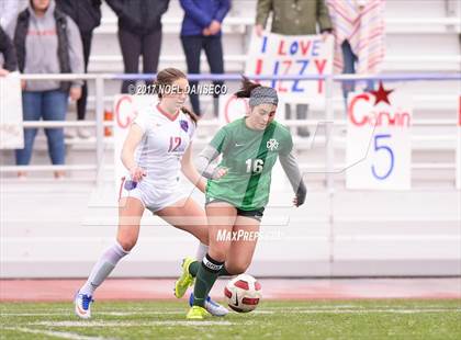 Thumbnail 2 in St. Ignatius vs. Sacred Heart Cathedral Prep photogallery.