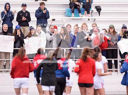 Thumbnail 1 in St. Ignatius vs. Sacred Heart Cathedral Prep photogallery.