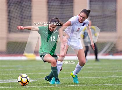 Thumbnail 3 in St. Ignatius vs. Sacred Heart Cathedral Prep photogallery.
