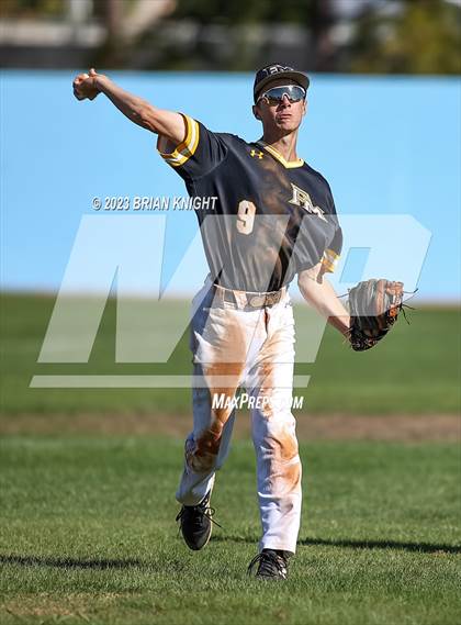 Thumbnail 2 in Fort Meade vs. Lake Region photogallery.