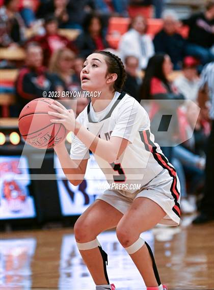 Thumbnail 1 in McClave @ Syracuse photogallery.