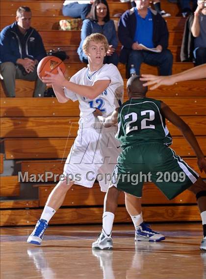 Thumbnail 1 in Catalina Foothills vs Upland (MaxPreps Holiday Classic) photogallery.