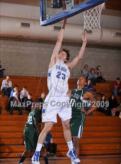 Thumbnail 2 in Catalina Foothills vs Upland (MaxPreps Holiday Classic) photogallery.