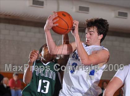 Thumbnail 3 in Catalina Foothills vs Upland (MaxPreps Holiday Classic) photogallery.