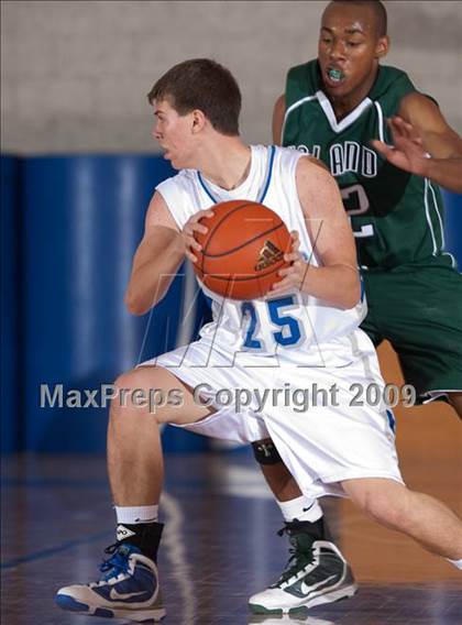 Thumbnail 1 in Catalina Foothills vs Upland (MaxPreps Holiday Classic) photogallery.