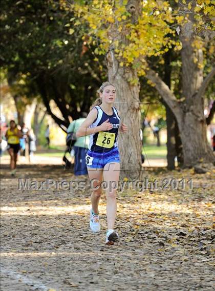 Thumbnail 2 in CIF State Cross Country Championships (Girls Division I) photogallery.