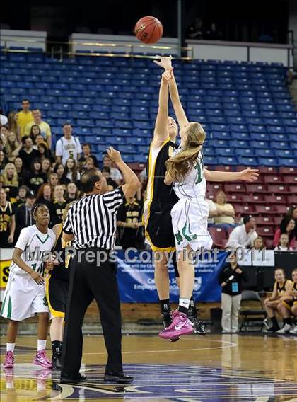 Thumbnail 1 in Del Oro vs. St. Mary's (CIF SJS D2 Final) photogallery.