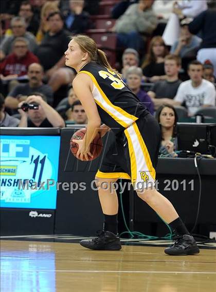 Thumbnail 3 in Del Oro vs. St. Mary's (CIF SJS D2 Final) photogallery.