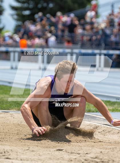 Thumbnail 2 in UHSAA Finals photogallery.