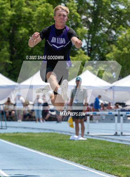 Thumbnail 3 in UHSAA Finals photogallery.