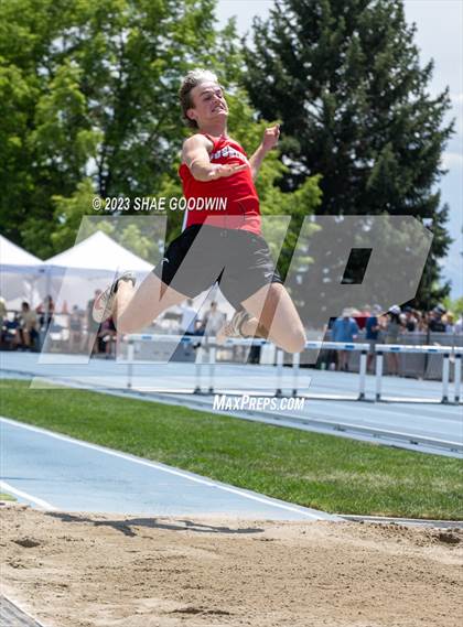 Thumbnail 2 in UHSAA Finals photogallery.