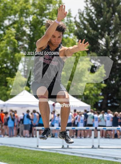 Thumbnail 3 in UHSAA Finals photogallery.