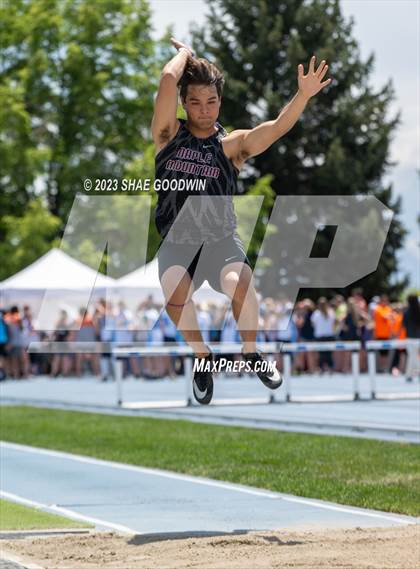 Thumbnail 3 in UHSAA Finals photogallery.