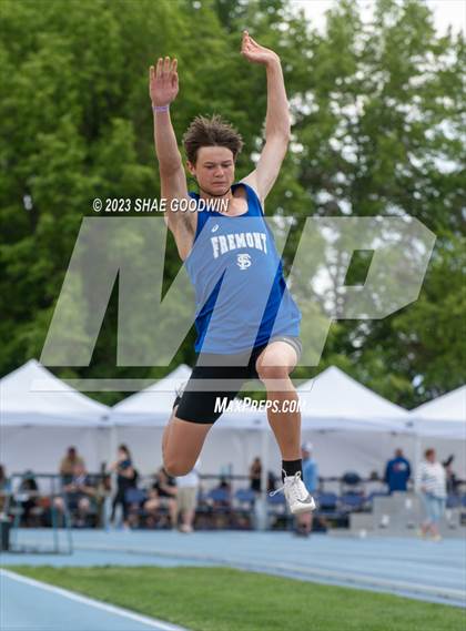 Thumbnail 3 in UHSAA Finals photogallery.