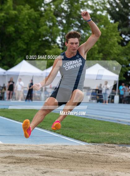 Thumbnail 3 in UHSAA Finals photogallery.