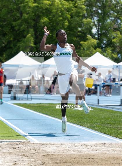 Thumbnail 2 in UHSAA Finals photogallery.